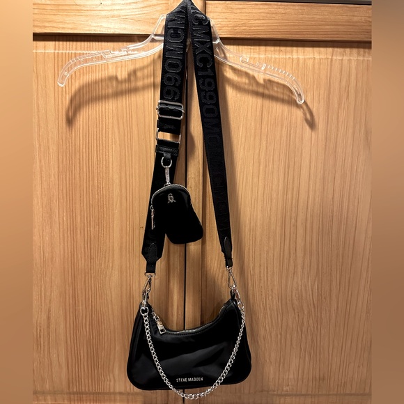 Steve Madden Handbags - Steve Madden BVITAL Purse